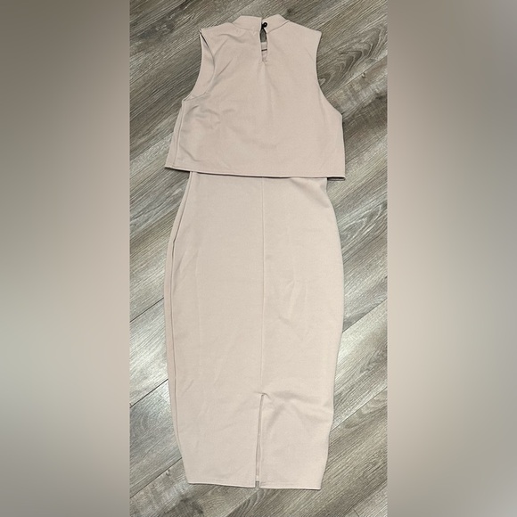 Light Tan bodycon high neck dress - Picture 3 of 9